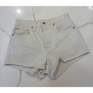 Levi's women's 501 Premium Denim Shorts in Off White Size 26